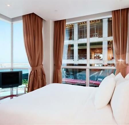 Hilton Baynunah Hotel Abu Dhabi Room photo