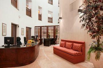Hilton Baynunah Hotel Abu Dhabi Exterior photo